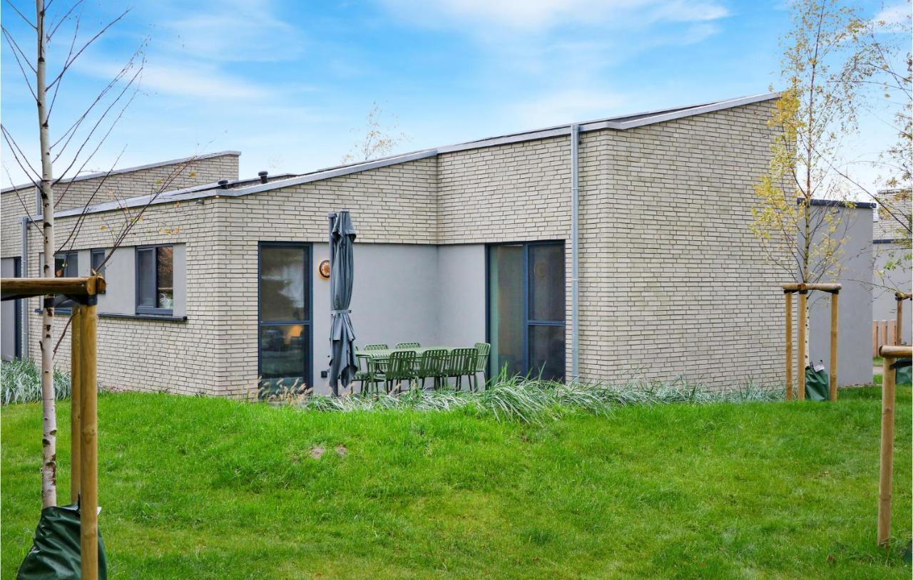 2 Bedroom Beach Front Home In Lembruch-Duemmer See Buitenkant foto